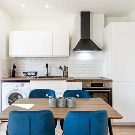 Charming 1 Bedroom In The Cours Julien | By Airnest Apartment